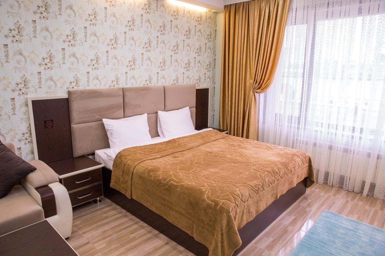Semeni Hotel & Restaurant Мингечевир Экстерьер фото